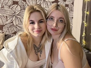 AmityAndBecky's Adult live cams Profile Image